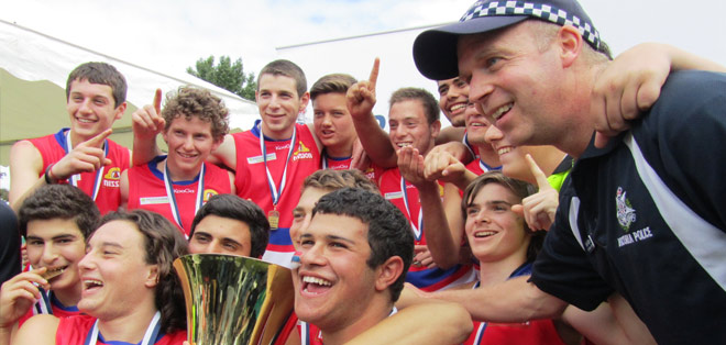 More than a game program - team photo with trainers, students and victoria police
