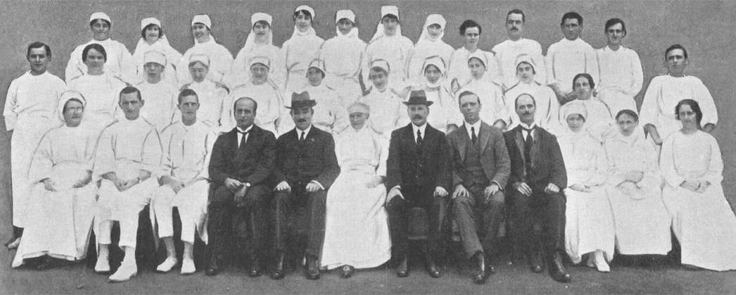  Nurses and orderlies that worked at Footscray Technical School emergency hospital during 1918-1919.