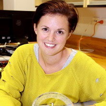 Photo of Jasmine with link to her success story.