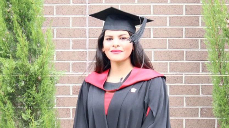 Sara Hamidavi, asylum seeker scholarship recipient, graduating