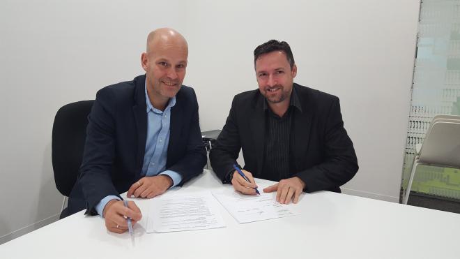 Professor Hans Westerbeek with Graham Dudley, CEO Global Performance Testing