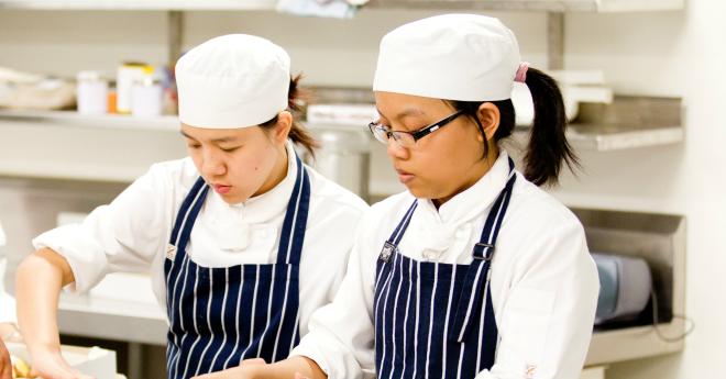 Certificate III in Commercial Cookery SIT30816