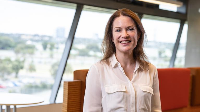 Professor Parker is Executive Director of the Institute for Health & Sport, one of VU’s flagship research Institutes, and a professor of Physical Activity and Mental Health. Professor Alex Parker