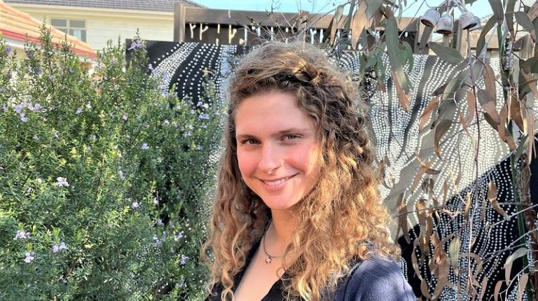  Jora Broerse, Mitchell Institute
