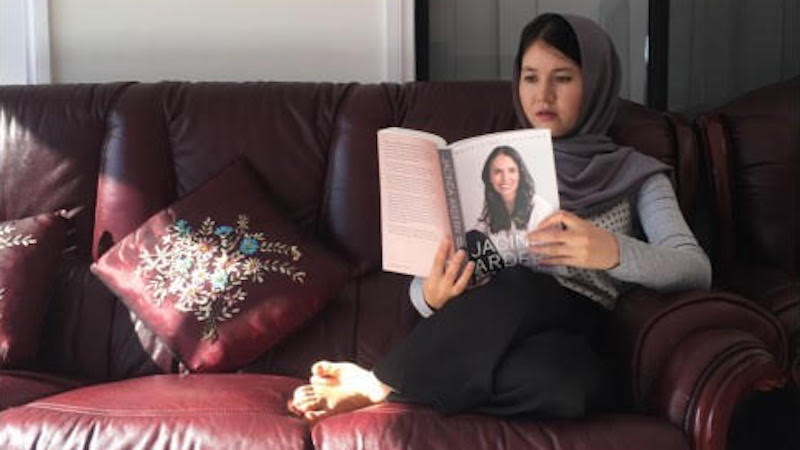  Zamira Rahman 
